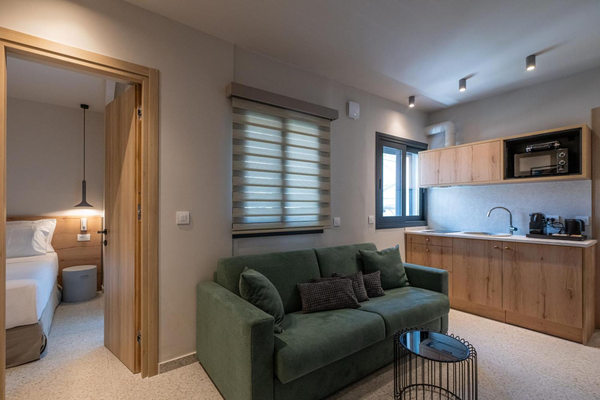 Asklipiou Cube - Kalamata Mediterranean Suites المظهر الخارجي الصورة