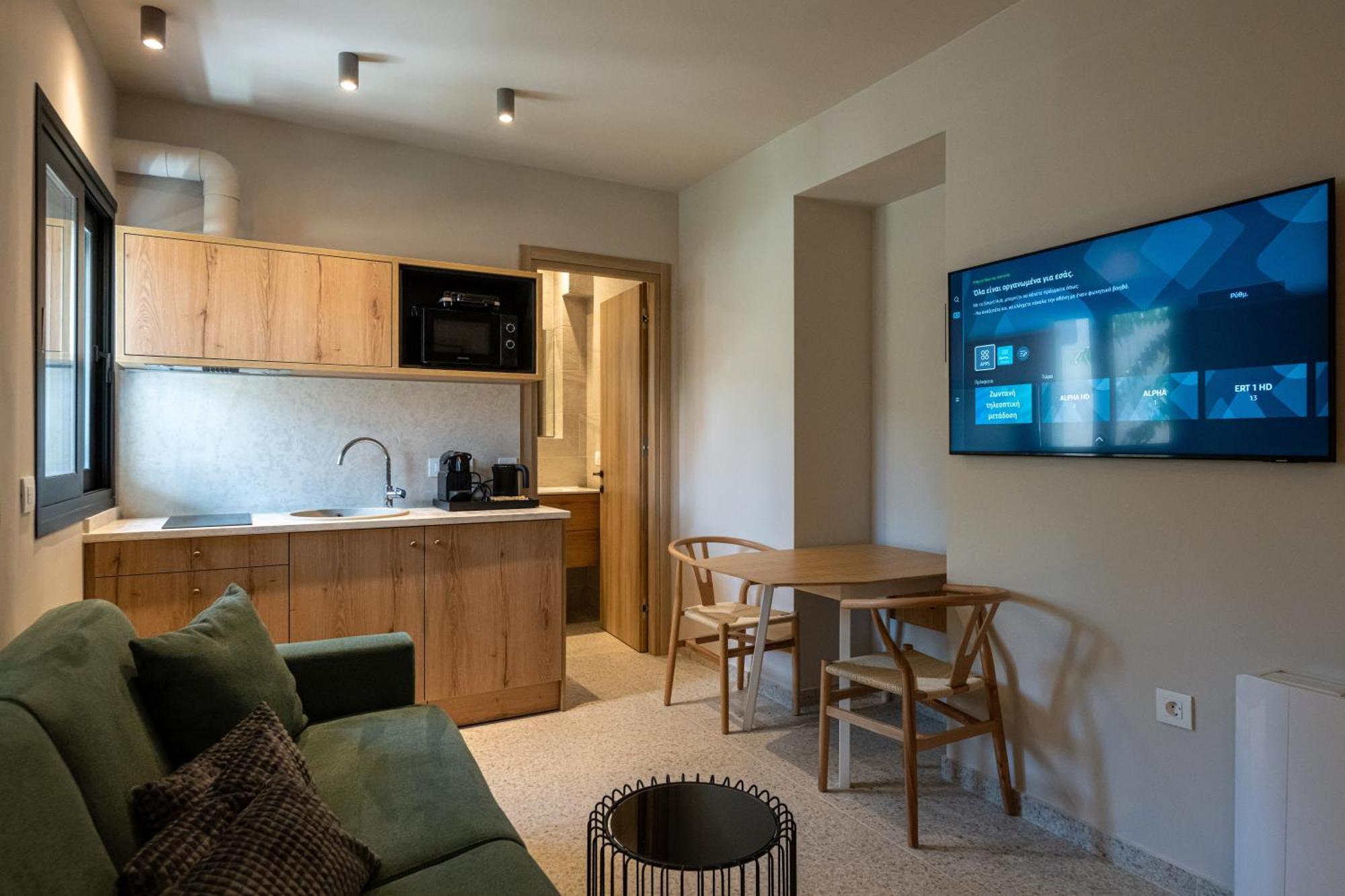 Asklipiou Cube - Kalamata Mediterranean Suites المظهر الخارجي الصورة