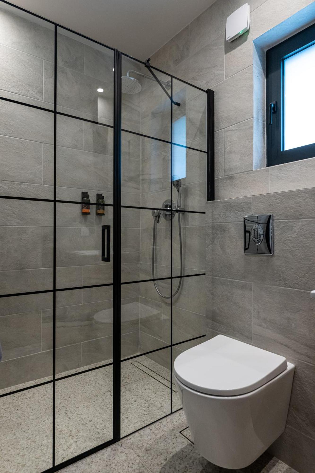 Asklipiou Cube - Kalamata Mediterranean Suites المظهر الخارجي الصورة